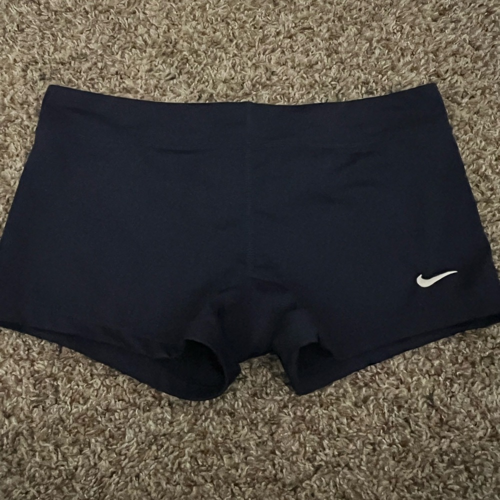 Nike Women's Navy Volleyball Shorts (NEW WITHOUT TAGS!!) women’s medium